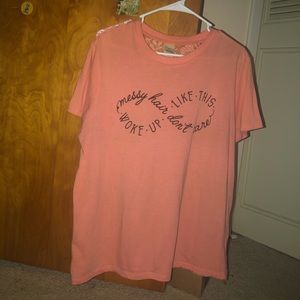 Messy hair don’t hair shirt